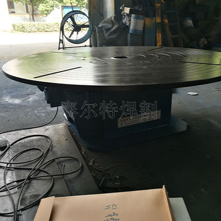 水平回轉(zhuǎn)臺